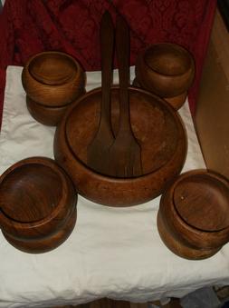 11 PIECE VINTAGE GOOD WOOD TEAK SALAD SET..INCLUDES FORK AND