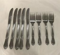 5 Knives Scrolls