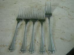 1 Dinner And 4 Salad Forks