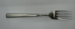 ONEIDA STAINLESS SATIN EASTON SALAD FORK - 7 1/8" - 02H