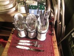 pfaltzgraff winterberry flatware caddy includes 8 knives, 8 